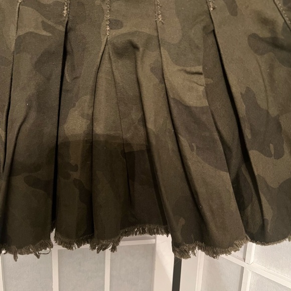 BY DEEP LOS ANGELES Camouflage Jacket and Skirt Set NWT - Picture 6 of 10